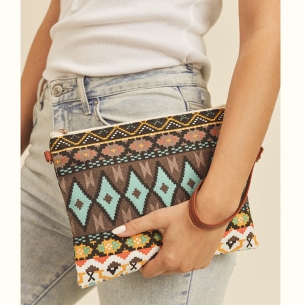 ✌🏼 #131 Fashionably Cute Aztec Vibes Crossbody Purse - Picture 8 of 10